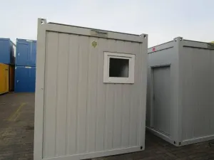 20 Fuss Duo- Umkleideanlage mit Duschen und WC- Bereich – Bild 13