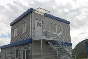 Bürocontaineranlage mit Aluwelle – Bild 4