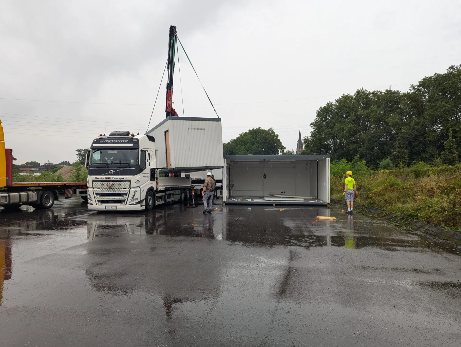 Containermontage und fachgerechte Aufstellung