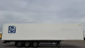 Schmitz Cargobull SKO24 / Koffer / Rolltor – Bild 5