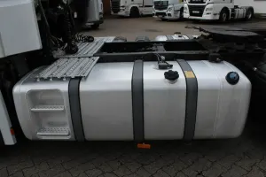 Mercedes-Benz Actros 1848 MP5 BigSpace – Bild 9