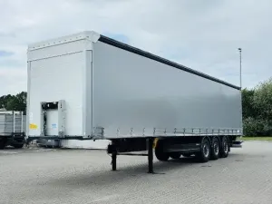 Schmitz Cargobull Curtainsider Coil