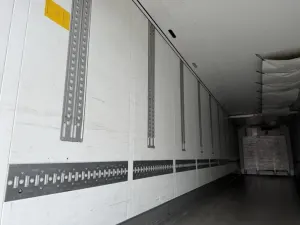 Schmitz Cargobull SKO24 / Thermo King / Multitemp / LBW – Bild 10